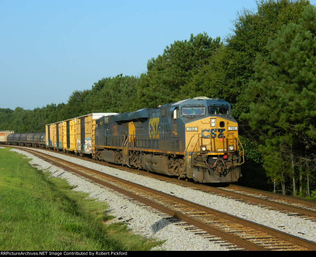 CSX 702 (ES44AC-H)